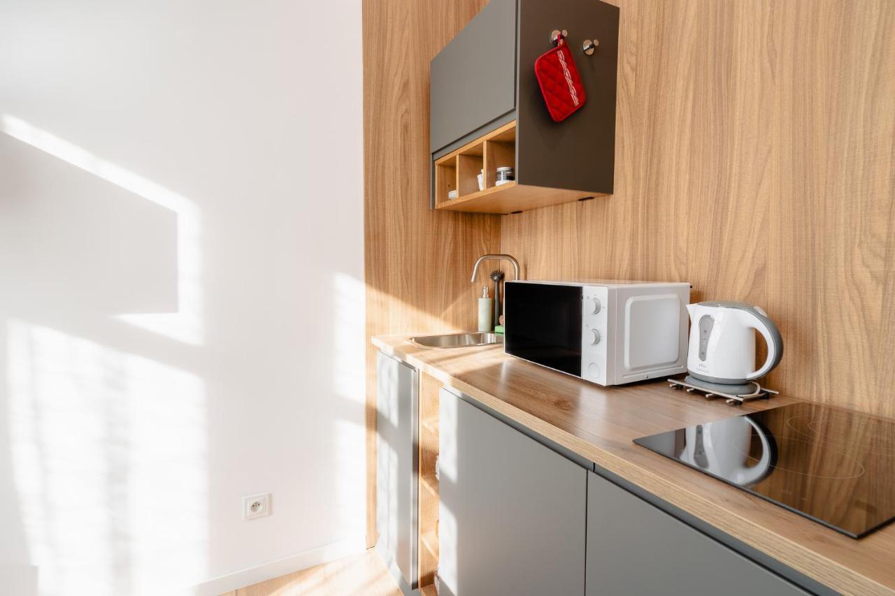 Elegant Very Berry Studios In Poznan Center By Noclegi Renters Exterior foto